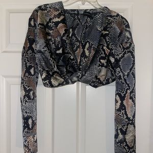 pretty little thing snakeskin top